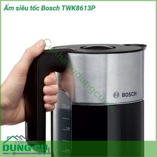 Ấm siêu tốc Bosch TWK8613P được làm bằng chất liệu inox và nhựa cao cấp theo tiêu chuẩn Đức an toàn tuyệt đối cho sức khỏe người sử dụng Kiểu dáng thiết kế hiện đại và sang trọng dễ dàng trong việc sử dụng