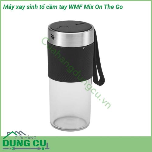 Máy xay sinh tố mini cầm tay WMF Mix On The Go được thiết kế nhỏ gọn cùng công suất mạnh mẽ Hộp được làm từ chất liệu nhựa cao cấp không hề chứa BPA an toàn và thân thiện với sức khoẻ người tiêu dùng