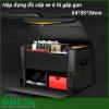 Hộp đựng đồ cốp xe ô tô gấp gọn được cấu tạo bằng chất liệu bọc da cao cấp Nên an toàn trong quá trình sử dụng và độ bền sử dụng lâu dài Tay cầm bằng nhựa mềm cho bạn cảm giác thoải mái  Phần khóa của sản phẩm với nắp gài chắc chắn