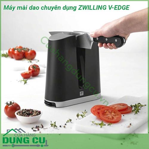 Máy mài dao chuyên dụng ZWILLING V-EDGE thiết kế nhỏ gọn dễ dàng cất giữ và sử dụng Chân đỡ làm bằng cao su chống trượt giúp việc mài dao trở nên an toàn hơn