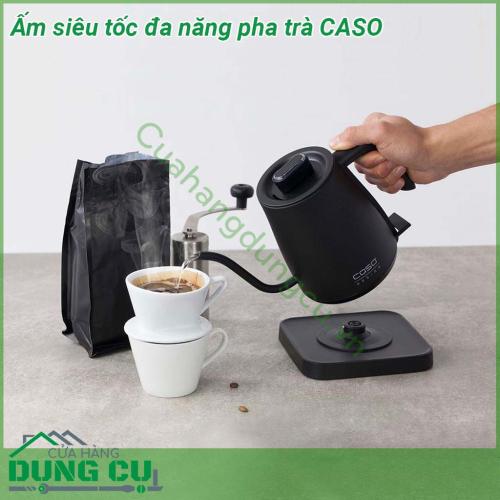 Ấm siêu tốc đa năng pha trà CASO kiểu dáng đẹp mắt với thiết kế vòi nước cong độc đáo cùng màu sắc trang nhã góp phần tạo nên sự sang trọng và tô điểm cho căn bếp của bạn  Tay cầm cảm ứng mát mẻ an toàn  Chân cao su chống trượt để có giá đỡ an toàn