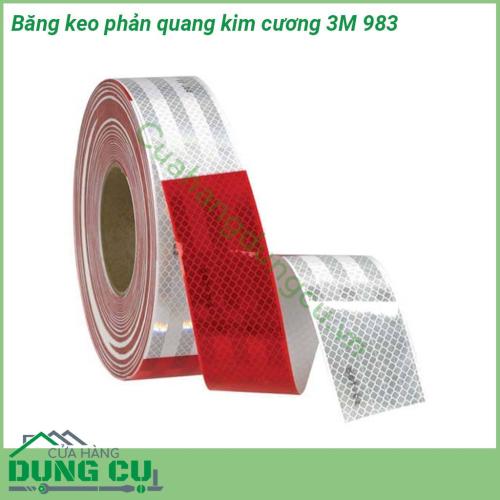 Băng keo phản quang kim cương 3M 983 có độ phản quang cao công nghệ phản quang theo cấu trúc kim cương ứng dụng công nghệ keo nhạy áp lực cho độ dính cao trên những phương tiện giao thông như xe tải rơ móc