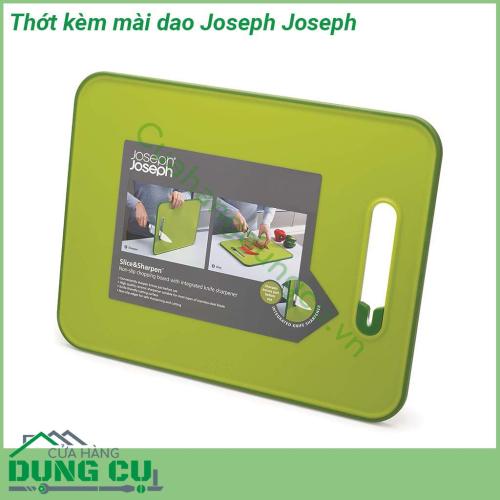 Thớt kèm mài dao Joseph Joseph được làm bằng chất liệu cao cấp có khả năng kháng khuẩn an toàn cho người dùng  Kèm đồ MÀI DAO bằng Ceramic phù hợp với tất cả các loại dao kim loại