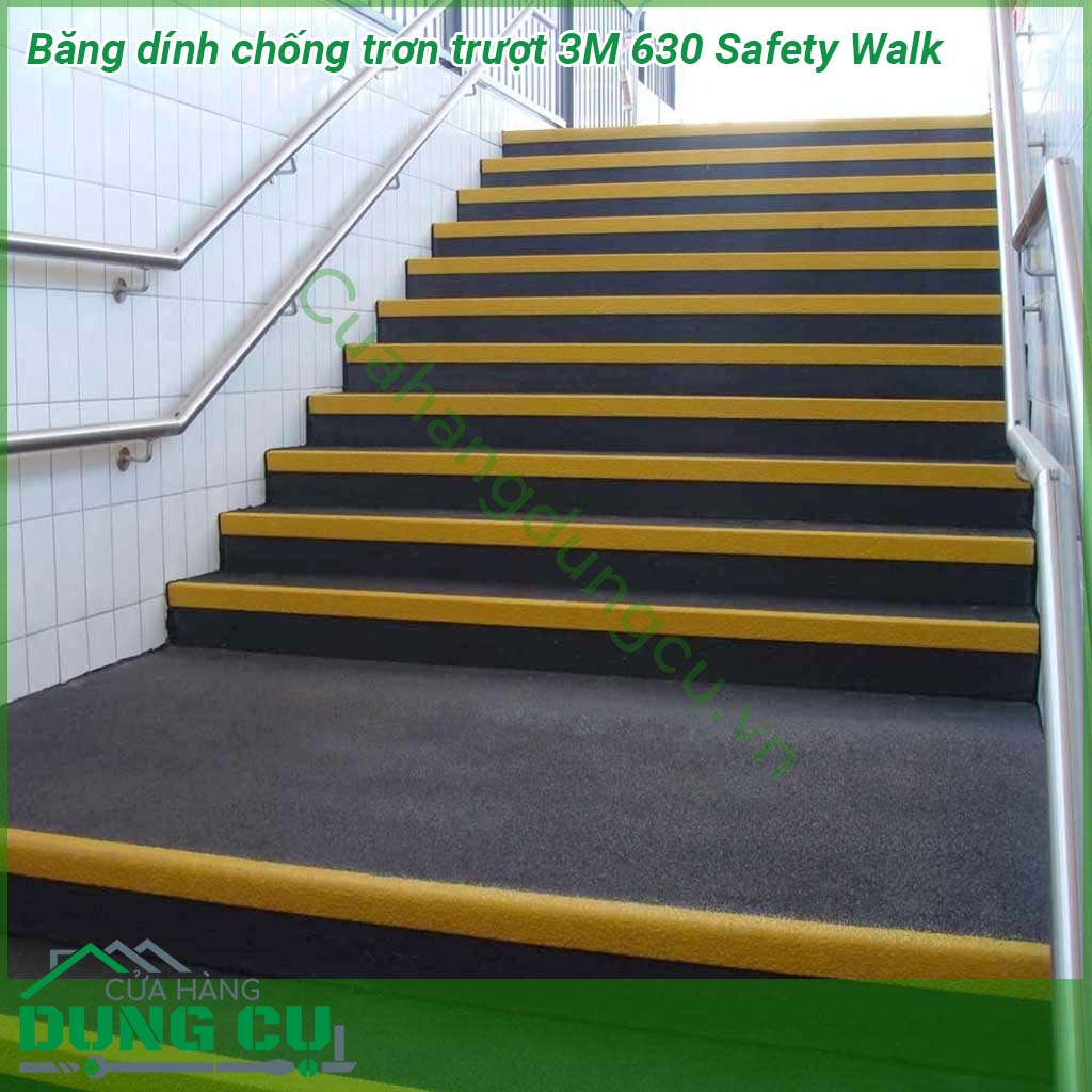 Băng dính chống trơn trượt 3M 630 Safety Walk có lớp vật liệu chống trượt được bao phủ bởi lớp khoáng bề mặt chống trượt có độ bền cao chịu được cơ giới tải trọng của thiết bị vận chuyển