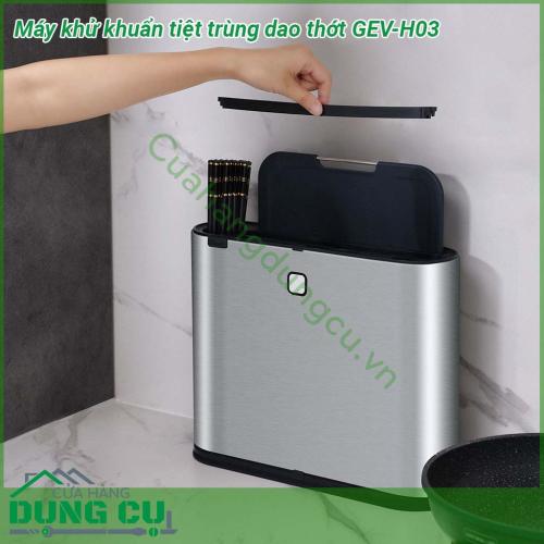 Máy khử khuẩn tiệt trùng dao thớt GEV-H03 thiết kế sang trọng tinh tế với gam màu xám tăng thêm vẻ đẹp cho phòng bếp của bạn  Ngoài để sấy tiệt trùng thì các chị còn có thể tận dụng làm chỗ để luôn dao thớt thìa dĩa