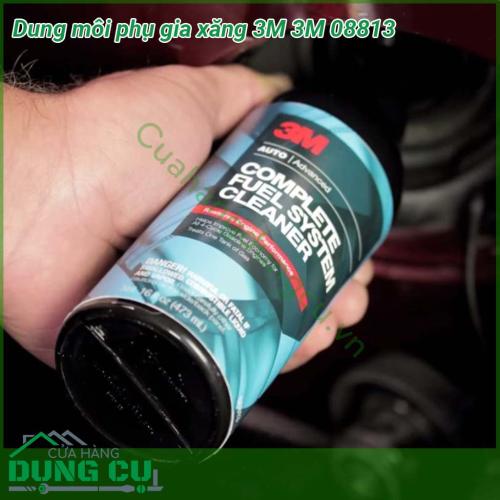 Dung môi phụ gia xăng 3M Complete Fuel System Cleaner 08813 được thiết kế để làm sạch vạn nạp và buồng đốt của xe Loại bỏ các đóng cặn tích tụ trên kim phun nhiên liệu Bảo vệ động cơ chông lại sự tích tụ của các lắng cặn Carbon