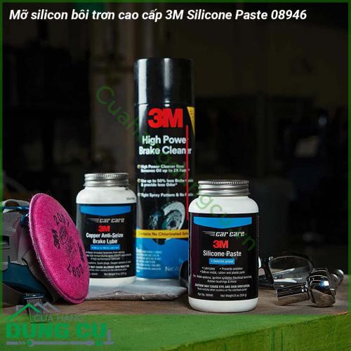 Mỡ silicon bôi trơn cao cấp 3M Silicone Paste 08946 là chất bôi trơn cao cấp 100 silicon với các tính năng như chống nước chịu nhiệt không cứng đặc biệt an toàn với cao su và nhựa  Bôi trơn chống rỉ chống ăn mòn và bảo vệ hệ thống phanh của xe ô tô