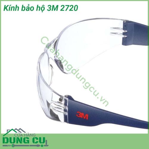 Kính bảo hộ 3M 2720 thiết kế ôm sát khuôn mặt phù hợp với cả nam và nữ Hai gọng mềm nhẹ tạo cảm giác thoải mái cho người sử dụng Có lớp phủ chống sương nhẹ lớp phủ chống xước giúp kính bền đẹp cải thiện tầm nhìn cho người sử dụng