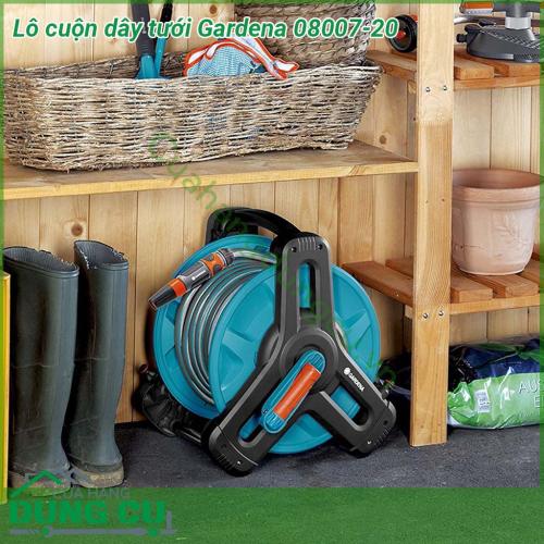 Lô cuộn ống dây tưới vườn Gardena 8007-20 với kết cấu nhỏ gọn với tay quay tự do cuộn ống có thể dễ dàng vận hành  Kết nối ống bên trong cuộn ống được thiết kế góc cạnh  ống không bị gấp khúc và cũng không bị hư hỏng