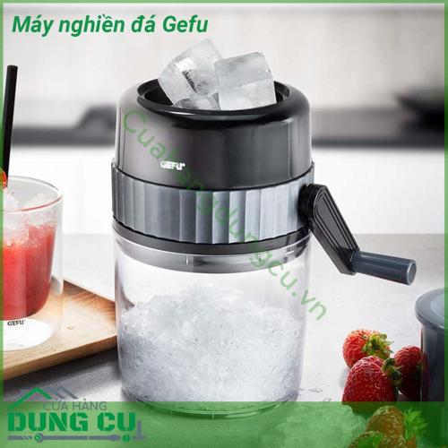 Máy nghiền đá Gefu kích thước nhỏ gọn dễ dàng sử dụng và cất giữ  Lưỡi dao bằng thép không gỉ chất lượng cao và mạnh mẽ đá cứng dễ dàng chuyển thành đá tuyết bằng cách nhấn tay quay  Vòng chống trượt trên đế hộp đựng có giá đỡ an toàn