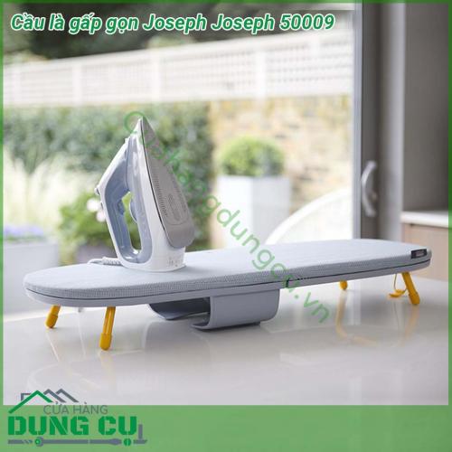 Cầu là gấp gọn Joseph Joseph 50009 thiết kế sáng tạo nhỏ gọn thông minh và độc đáo có thể gấp gọn khi dùng xong  Với ngăn chứa tích hợp để cất giữ bàn là có móc treo riêng biệt là giải pháp lý tưởng để bạn dễ dàng cất giữ