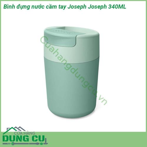 Bình đựng nước mini Joseph Joseph 340ML được làm bằng nhựa bền không chứa BPA an toàn có nắp lật chống rò rỉ khi đóng sẽ che hoàn toàn khu vực môi bạn tiếp xúc khi uống để bạn có thể thưởng thức đồ uống yêu thích của mình khi đang di chuyển  