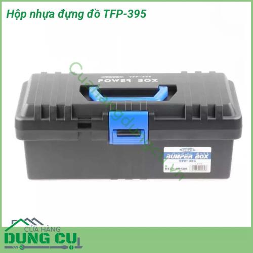 Hộp nhựa đựng đồ TFP-395 được thiết kế rộng rãi giúp các dụng cụ bên trong được bảo quản tốt nhất gọn gàng nhất và không bị thất lạc Hộp đựng đồ nghề bằng nhựa có quai xách tiện dụng cho việc mang theo mọi lúc mọi nơi