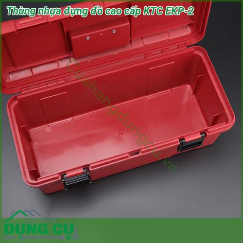 Thùng nhựa đựng đồ cao cấp KTC EKP-2 được làm bằng nhựa cao cấp cứng siêu siêu bền  Với thiết kế thông minh có thể tháo rời  quai xách tiện dụng cho việc mang theo mọi lúc 2 chốt khóa chắn chắn ngăn đựng đồ lớn đảm bảo cho việc bảo quản cất giữ sản phẩm