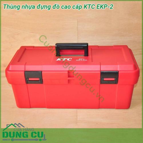 Thùng nhựa đựng đồ cao cấp KTC EKP-2 được làm bằng nhựa cao cấp cứng siêu siêu bền  Với thiết kế thông minh có thể tháo rời  quai xách tiện dụng cho việc mang theo mọi lúc 2 chốt khóa chắn chắn ngăn đựng đồ lớn đảm bảo cho việc bảo quản cất giữ sản phẩm