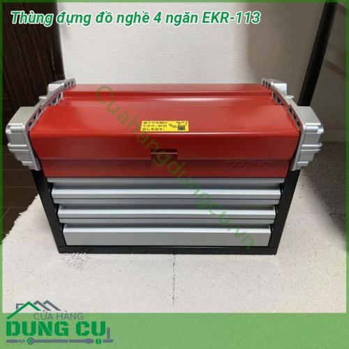 Thùng đựng đồ nghề 4 ngăn EKR-113 được làm từ thép cao cấp có độ dày được cán nguội chống ăn mòn nên hộp có tuổi thọ cao không bị ghỉ và không bị cong vênh Bên ngoài được sơn tĩnh điện bóng đẹp chống gỉ 4 ngăn đựng riêng biệt dễ phân loại đồ