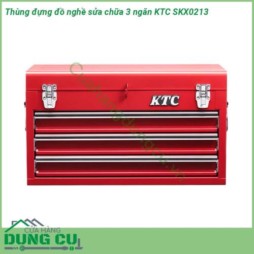 Thùng đựng đồ nghề sửa chữa 3 ngăn KTC SKX0213 làm từ thép cán nguội vô cùng bền chắc và được sơn chống gỉ bên ngoài Thùng gồm 3 ngăn kéo và 1 ngăn mở có nắp khóa  2 bên hộp gắn thêm 2 quai sách chắc chắn Có thể khênh vác dễ dàng  