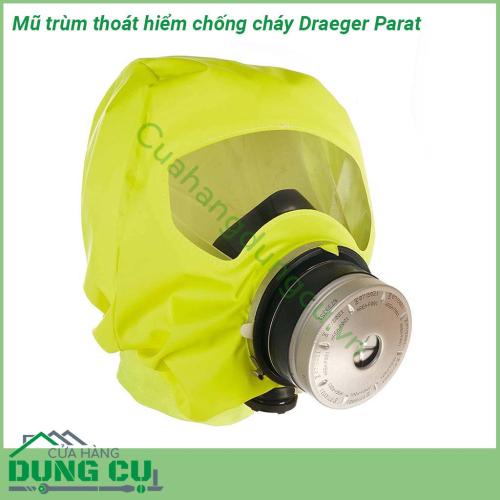 Mũ trùm thoát hiểm chống cháy Draeger Parat được thiết kế gọn nhẹ dễ dàng sử dụng van thở hướng ra giúp đẩy hơi nóng từ bên trong ra khỏi mặt nạ  Phần mũ trùm bên ngoài được làm bằng chất liệu vải mềm chống thấm nước và bụi chống đám cháy