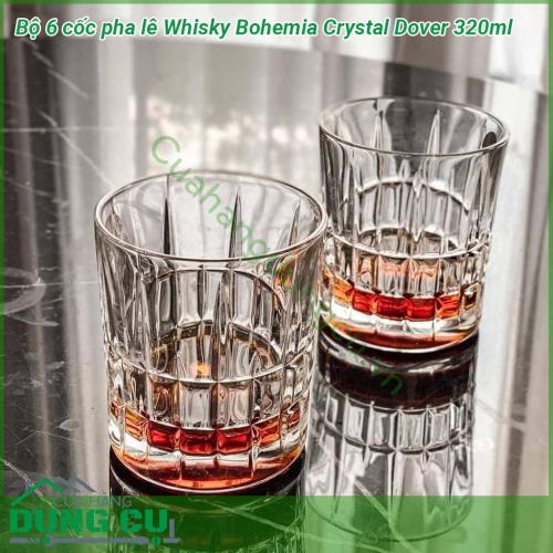 Bộ 6 cốc pha lê Whisky Bohemia Crystal Dover 320ml đơn giản mà nổi bật bởi độ tinh khiết và tươi sáng của thủy tinh pha lê kết hợp với thiết kế hoạ tiết sang trọng lấp lánh tạo độ phản quang và thu hút ánh nhìn