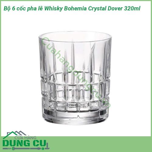 Bộ 6 cốc pha lê Whisky Bohemia Crystal Dover 320ml đơn giản mà nổi bật bởi độ tinh khiết và tươi sáng của thủy tinh pha lê kết hợp với thiết kế hoạ tiết sang trọng lấp lánh tạo độ phản quang và thu hút ánh nhìn