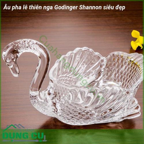 Âu pha lê thiên nga Godinger Shannon siêu đẹp được thiết kế đặc biệt với hình một con thiên nga tuyệt đẹp  thuần khiết với chất liệu pha lê không chì có độ bền cao sử dụng công nghệ chống vỡ xước và rạn nứt hiệu quả  