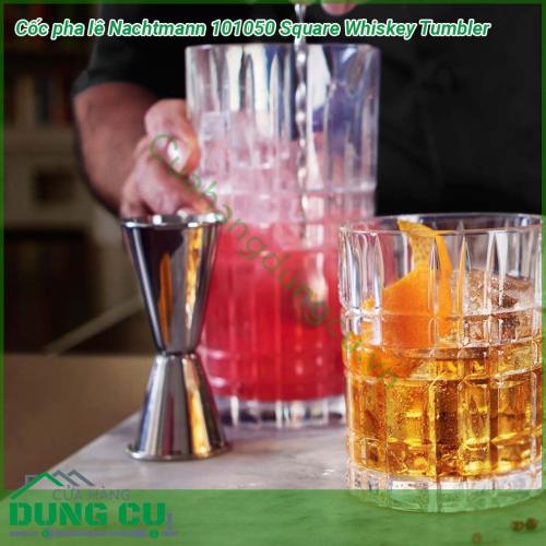 Bộ 4 cốc pha lê Nachtmann 101050 Square Whiskey Tumbler được làm từ pha lê cao cấp với chi tiết giống kim cương kết cấu độc đáo mịn cạnh không hạt khúc xạ rực rỡ  thích hợp cho rượu whisky và cocktail