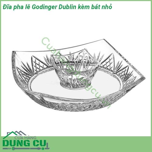 Đĩa pha lê Godinger Dublin kèm bát nhỏ với chất liệu pha lê không chì có độ bền cao cầm nặng tay  chống vỡ xước và rạn nứt hiệu quả  Kểu dáng hiện đại tinh tế kết hợp các đường cắt bằng kim cương và hình khắc theo phong cách Ireland lấp lánh rực rỡ