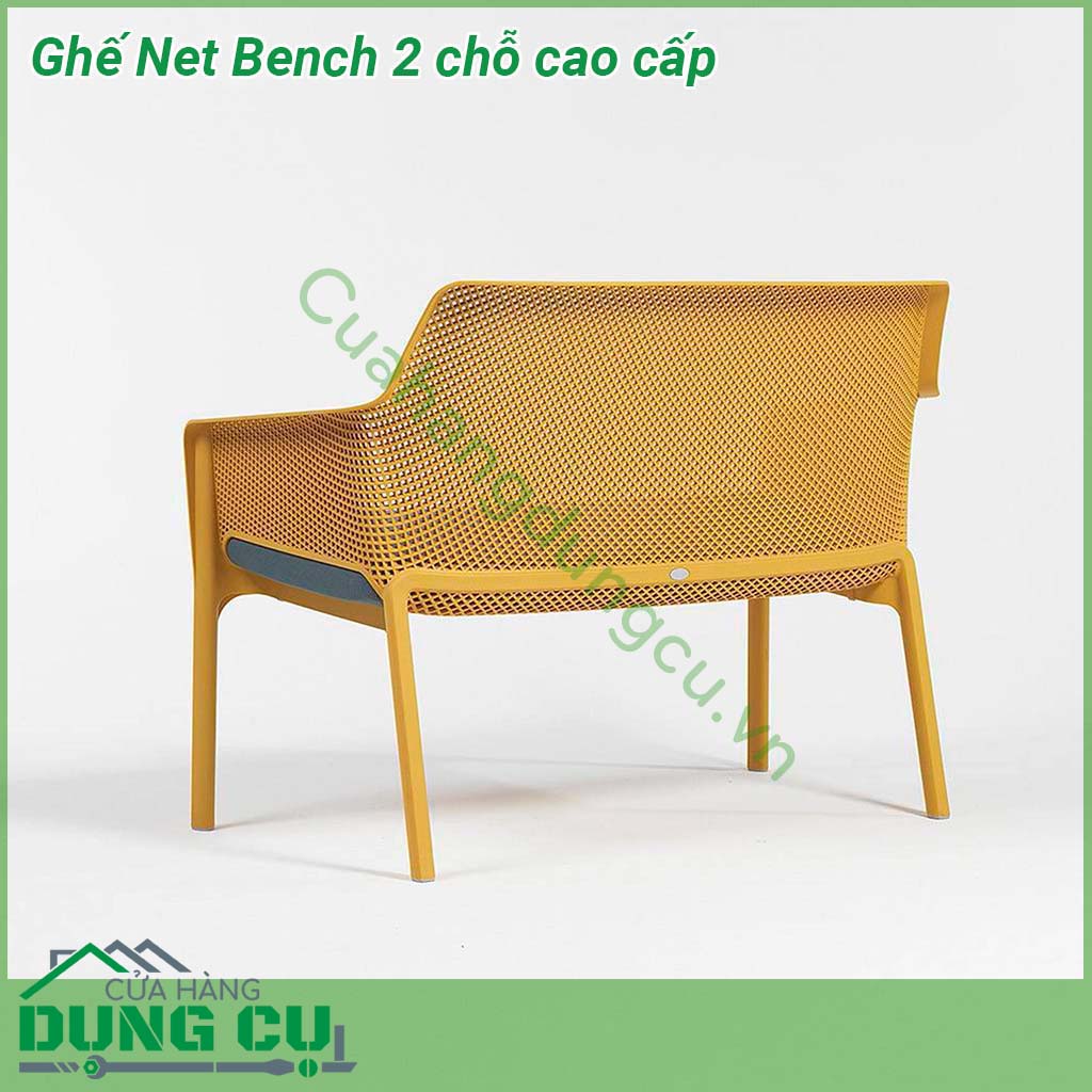 Ghế Net Bench 2 chỗ cao cấp nhập khẩu Ý được làm từ Polypropylene sợi thủy tinh với phụ gia chống tia UV  Thiết kế thanh lịch hđược trang trí bằng hoa văn đục lỗ chân đế chống trượt  có thể xếp chồng lên nhau để lưu trữ nhỏ gọn