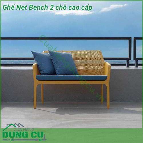 Ghế Net Bench 2 chỗ cao cấp nhập khẩu Ý được làm từ Polypropylene sợi thủy tinh với phụ gia chống tia UV  Thiết kế thanh lịch hđược trang trí bằng hoa văn đục lỗ chân đế chống trượt  có thể xếp chồng lên nhau để lưu trữ nhỏ gọn