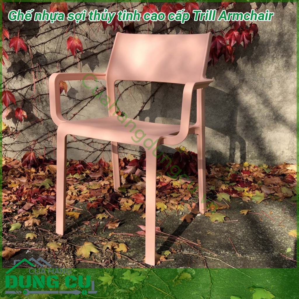 Ghế nhựa sợi thủy tinh cao cấp Trill Armchair có tay vịn được đúc nguyên khối bằng chất liệu Polypropylene với phụ gia chống tia UV và có thể tái chế nên rất thân thiện với môi trường an toàn cho người sử dụng