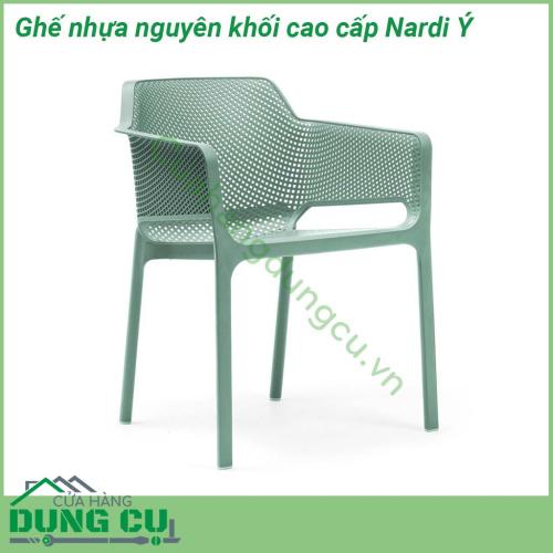 Ghế nhựa nguyên khối cao cấp Nardi Ý mẫu ghế ngoài trời đẹp mắt của hãng Nardi Italia Ghế được làm bằng chất liệu nhựa Polypropylene sợi thuỷ tinh với phụ gia chống tia UV có khả năng tái chế rất thân thiện với môi trường và an toàn cho người sử dụng