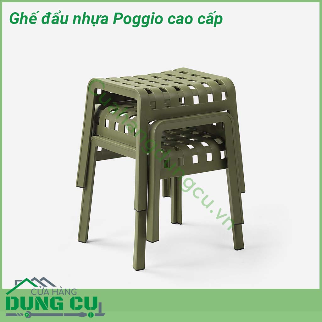 Ghế đẩu nhựa Poggio cao cấp được làm bằng nhựa sợi thủy tinh và có khung đục lỗ được trang trí bằng hoa văn hình vuông giúp tăng thêm phong cách độc đáo cho môi trường ngoài trời  Ghế có khả năng chịu nhiệt nắng mưa cực kỳ tốt