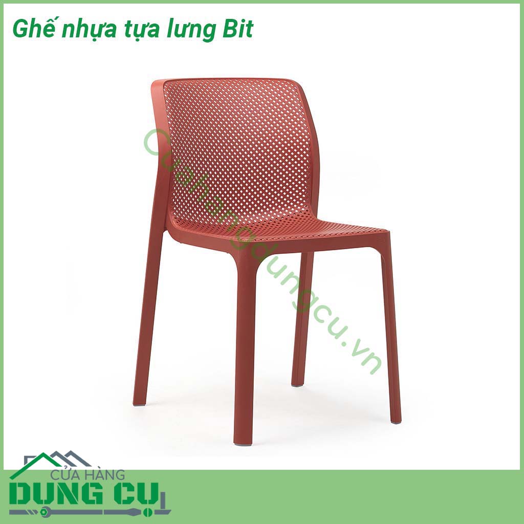 Ghế nhựa tựa lưng Bit được sản xuất tại Ý từ nhựa Sợi thủy tinh chất lượng cao có khả năng chống tia cực tím Thiết kế đơn giản tinh tế với những đường nét mềm mại gam màu đẹp mắt đặt ở không gian nội thất nào trong nhà cũng phù hợp