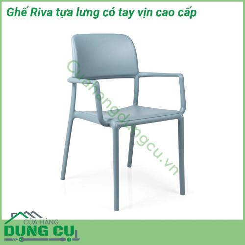 Ghế Riva tựa lưng có tay vịn cao cấp mang phong cách tối giản có tay vịn bề mặt mờ khung hình ống với các góc bo tròn được làm bằng Polypropylene pha sợi thủy tinh đã qua xử lý tia UV và có thể tái chế