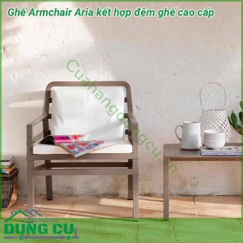 Ghế Armchair Aria kết hợp đệm ghế cao cấp được làm từ chất liệu khung nhựa Polypropylene cao cấp pha sợi thủy tinh chống tia UV được kết hợp với tựa ghế bọc vải acrylic giúp cho sản phẩm chịu được tác động từ yếu tố môi trường và thời tiết