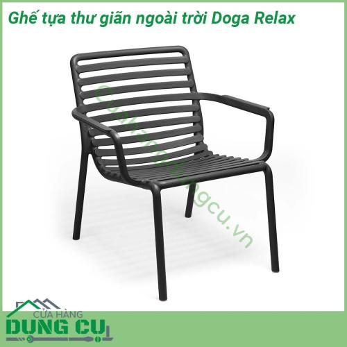 Ghế tựa thư giãn ngoài trời Doga Relax có thiết kế uốn cong mềm mại với chất liệu nhựa polypropylene sợi thủy tinh có màu đồng nhất với các chất phụ gia UV  Có thể xếp chồng lên nhau  Kết thúc mờ  Với chân chống trượt  Đệm có sẵn để đặt hàng  Nhựa có thể tái chế