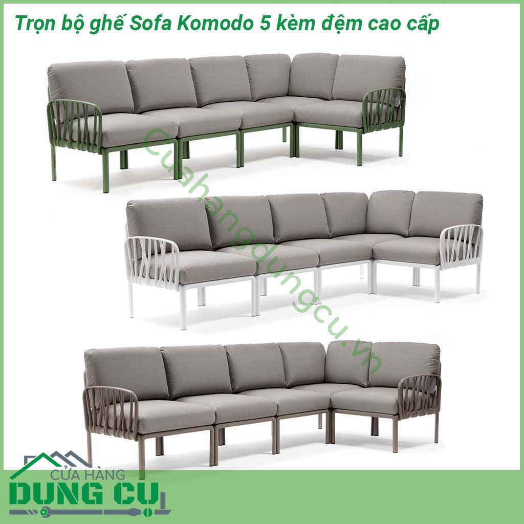 Ghế Sofa Komodo 5 kèm đệm cao cấp  khung polypropylene pha sợi thủy tinh với phụ gia UV Lưng tựa và tay vịn có thể được gắn trên tất cả các bên của ghế Có thể tháo rời và xếp gọn Bề mặt mờ Chân đế chống trượt Bộ đệm 5 chỗ đã bao gồm Khung kim loại hỗ trợ bên trong