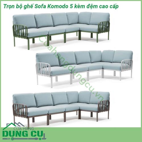 Ghế Sofa Komodo 5 kèm đệm cao cấp  khung polypropylene pha sợi thủy tinh với phụ gia UV Lưng tựa và tay vịn có thể được gắn trên tất cả các bên của ghế Có thể tháo rời và xếp gọn Bề mặt mờ Chân đế chống trượt Bộ đệm 5 chỗ đã bao gồm Khung kim loại hỗ trợ bên trong