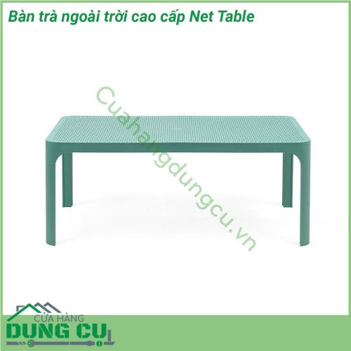 Bàn trà ngoài trời cao cấp Net Table được làm bằng nhựa polypropylene sợi thủy tinh chống chịu thời tiết tia cực tím của NARDI của Ý Thiết kế bàn thấp thanh lịch với mặt trên hình chữ nhật có hoa văn đục lỗ có khả năng thoát nước mưa hiệu quả