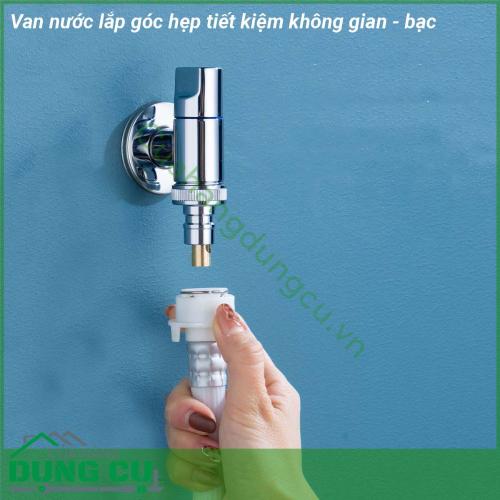 Van nước lắp góc hẹp tiết kiệm không gian - bạc được đúc bằng đồng nguyên khối chống ăn mòn bền đẹp và thân thiện môi trường Kiểu dáng đẹp sáng bóng thiết kế xoay 90 ° xả nước trơn tru không rò rỉ nước Có thể lắp đặt trong không gian nhỏ phù hợp với hầu hết sử dụng tại nhà