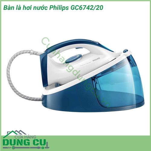 Bàn là hơi nước Philips GC6742 20 thiết kế đơn giản đẹp mắt kích cỡ gọn nhẹ sử dụng ủi đồ tiện lợi trong mọi hoàn cảnh Mặt đế bàn ủi phủ chống dính Ceramic bóng sáng bền bỉ lướt êm ái trên mọi mặt vải dễ vệ sinh Hoạt động với công suất 2400 W cho khả năng làm nóng mặt đế nhanh ủi thẳng đồ mau tiết kiệm điện năng gia đình