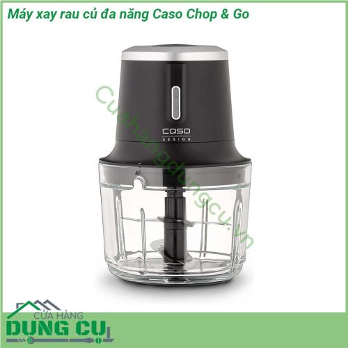 Máy xay rau củ đa năng Caso Chop Go được làm bằng thép không gỉ chất lượng cao Máy xay thịt rau củ quả Caso được trang bị 4 lưỡi dao làm bằng thép không gỉ có thể dùng để xay mọi loại rau củ quả hạt gia vị cho hiệu quả tối đa thức ăn được cắt thái nhỏ đồng đều