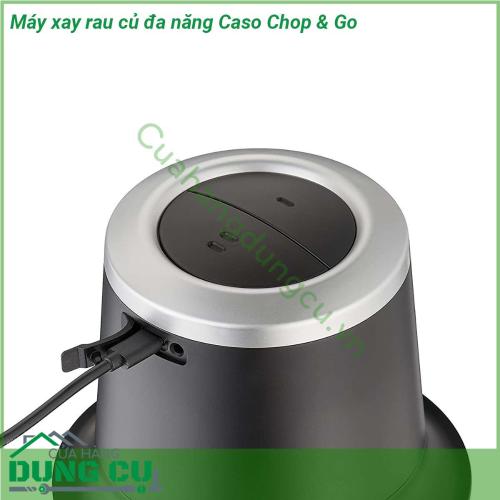 Máy xay rau củ đa năng Caso Chop Go được làm bằng thép không gỉ chất lượng cao Máy xay thịt rau củ quả Caso được trang bị 4 lưỡi dao làm bằng thép không gỉ có thể dùng để xay mọi loại rau củ quả hạt gia vị cho hiệu quả tối đa thức ăn được cắt thái nhỏ đồng đều