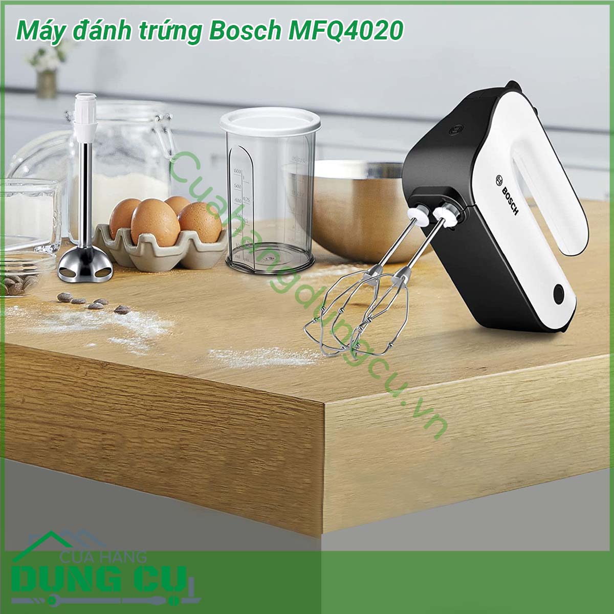 Máy đánh trứng Bosch MFQ4020 có thiết kế gọn nhẹ trang nhã dễ sử dụng hiệu quả lâu bền  hoạt động mạnh mẽ với công suất 450W cùng 5 tốc độ sẽ giúp bạn nhào trộn bột đánh kem đánh trứng và các loại thực phẩm một cách dễ dàng Máy được trang bị 2 bộ que đánh bằng thép không gỉ đảm bảo sức khỏe người dùng và dễ dàng thay thế khi cần thiết Với Máy đánh trứng Bosch MFQ4020 công việc bếp núc của bạn sẽ trở nên nhanh chóng và tiện lợi hơn