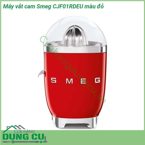 Máy vắt cam Smeg CJF01RDEU màu đỏ sử dụng động cơ 70W bật tắt tự động tích hợp sẵn Có khả năng chống thấm bởi làm từ thép không gỉ chặn dòng chảy và giúp ngăn chặn tình trạng nhỏ nước không đáng có An toàn cho sức khỏe người dùng bởi bát đựng nước thành phẩm làm bằng chất liệu Tritan chống ăn mòn không độc hại