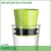 Bình giữ lạnh Emsa Flow Slim được làm bằng chất liệu thủy tinh an toàn tuyệt đối sức khỏe người sử sụng Với kiểu dáng đẹp thiết kế thông minh có cục làm lạnh dưới đáy bình bạn chỉ cần cho cục làm lạnh vào tủ đá 30 phút trước khi dùng sau đó lắp vào đáy bình là có thể giữlạnh được 4 tiếng