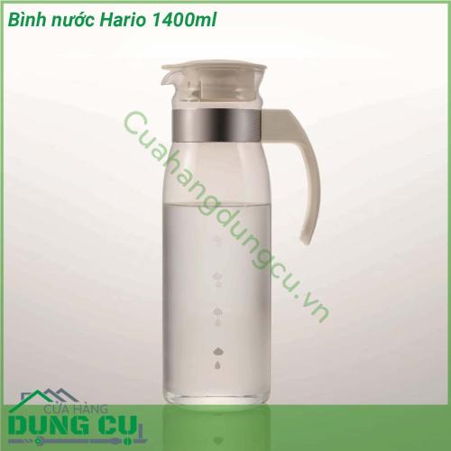 Bình nước Hario 1400ml được làm bằng thủy tinh thổi thủ công Kiểu dáng sản phẩm quý phái chất lượng đến từng chi tiết Do đó đây sẽ làm sản phẩm “tô đậm” nên sự tinh tế và sang trọng của phòng bếp