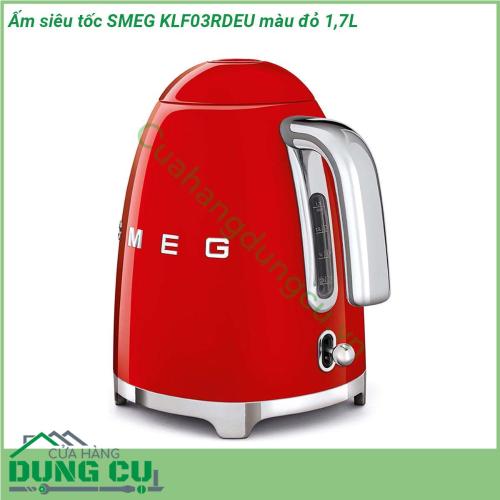 Ấm siêu tốc SMEG KLF03RDEU màu đỏ 1 7L đặc trưng bởi hình dáng mềm mại màu sắc rực rỡ là thiết bị không thể thiếu trong gian bếp của bạn Với cơ chế giảm chấn khi nhấn nút ở trung tâm nắp sẽ được mở ra nhẹ nhàng  Ấm đun nước có bộ lọc bằng thép không gỉ bên trong giúp lọc bỏ cặn vôi tự nhiên và có thể tháo rời để làm sạch Chân đế chống trượt đế xoay 360 độ Tự động tắt an toàn tự ngắt khi đặt 100oC