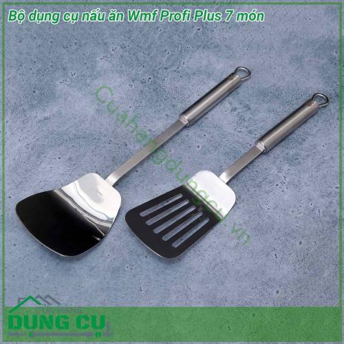 Bộ dụng cụ nấu ăn Wmf Profi Plus 7 món làm bằng thép không gỉ Cromargan 18 10 hoàn thiện một phần mờ Không rỉ sét an toàn cho máy rửa chén ổn định về kích thước vệ sinh chống axit và không thể phá hủy Silicone chất lượng cao  Bộ dụng cụ nấu ăn 7 món nằm trong dòng Profi Plus của WMF chắc chắn sẽ làm hài lòng cả những bà nội trợ khó tính nhất