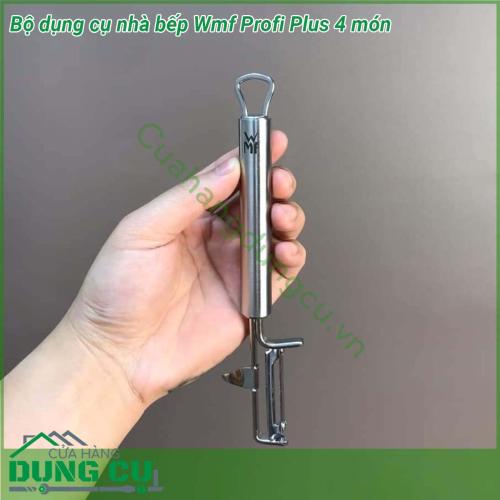 Bộ dụng cụ nhà bếp Wmf Profi Plus 4 món được sản xuất bởi thương hiệu “gia dụng ngôi sao” WMF chế tác tỉ mỉ trên chất liệu inox 304 hay còn được biết đến là thép không gỉ 18 10 là chất liệu cao cấp không bị bào mòn và oxi hóa đặc biệt an toàn tuyệt đối với sức khỏe người tiêu dùng theo tiêu chuẩn Châu Âu